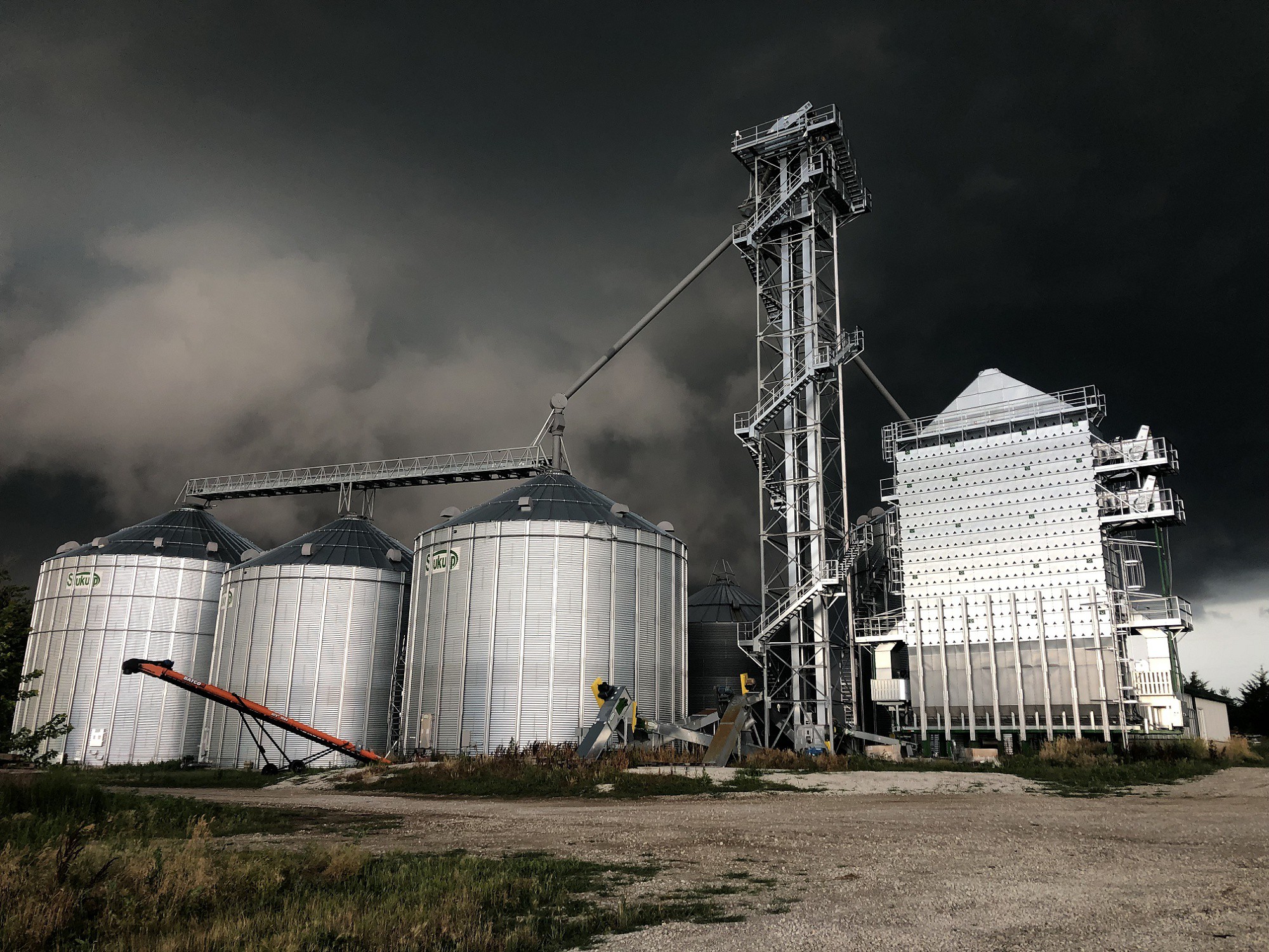 Grain bins